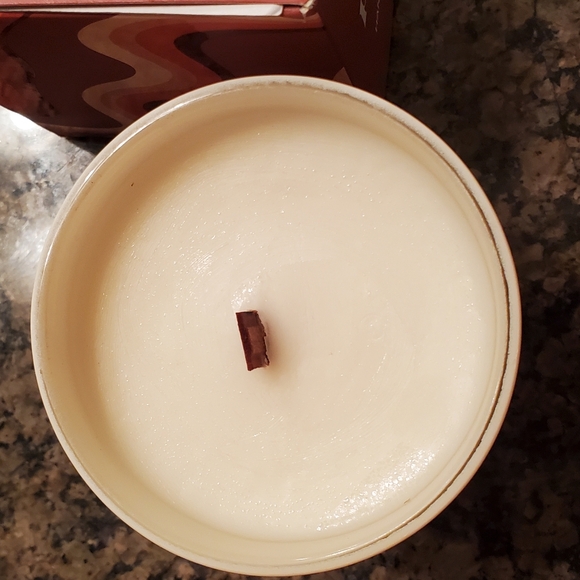 Wakeheart Pumkin Spice Candle - Picture 2 of 8